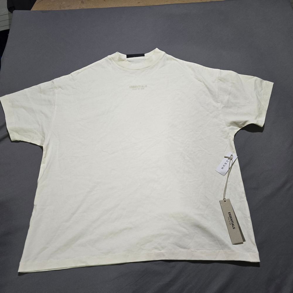 Fear of God Essentials T-Shirt Mens XS Cream Oversized Boxy Cotton Tee